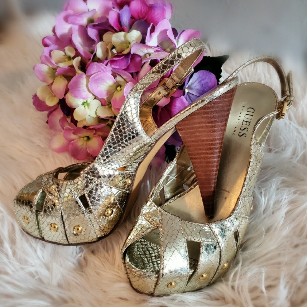 Guess heels gold